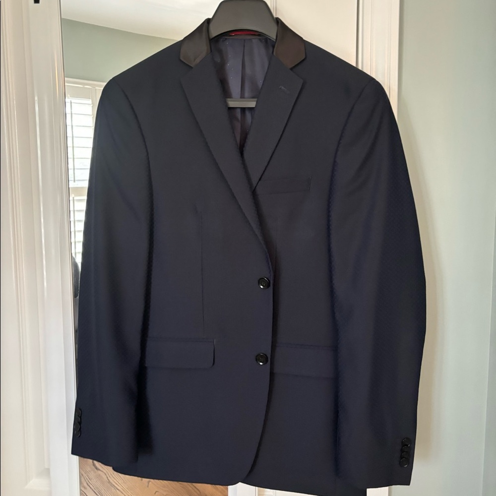 Alfani mens sport coat. Navy color